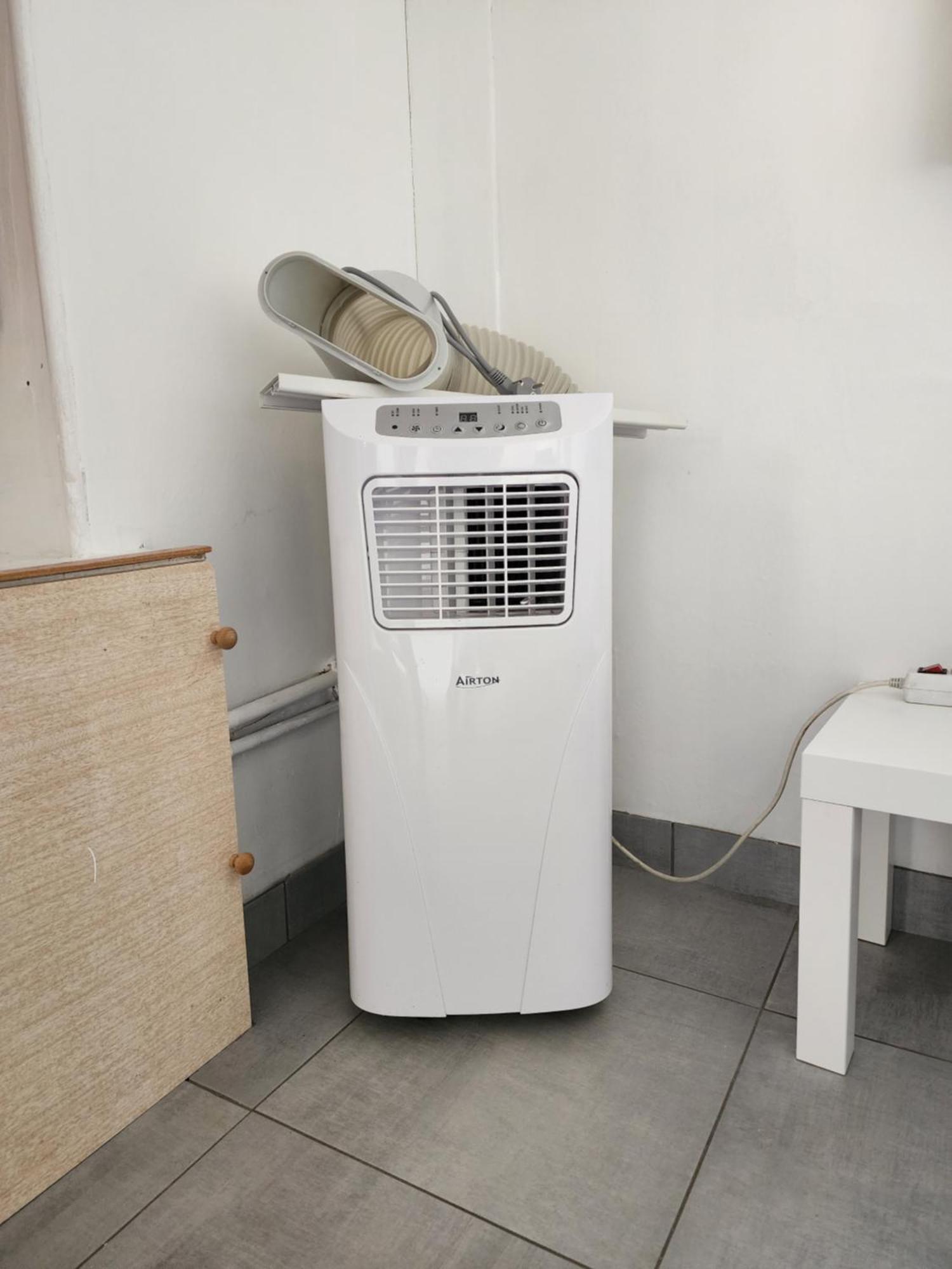 Appartement Duplex F2 Tout Confort Proche Centre Ville Avec Parking Gratuit Montlucon Exterior photo